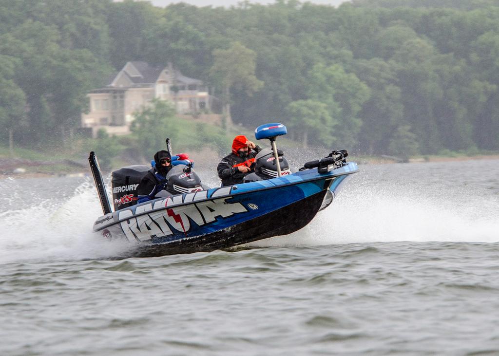 Image for Rayovac FLW Series Anglers Vie for the Cup
