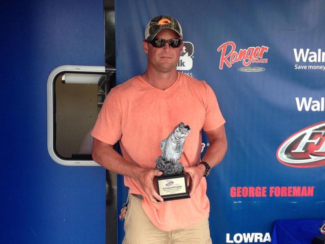 Co-angler Chris Kirksey of Cartersville, Ga., won the June 28 Bulldog Division event on Lake Eufaula with a 14-pound, 5-ounce limit. For his efforts, Kirksey cashed a check worth over $2,000.