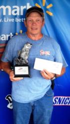 Co-angler Gary Hoffman of Stoutsville, Ohio, won the Sept. 27-28 Hoosier Division Super Tournament on the Ohio River at Tanner's Creek with a two-day weight of 9 pounds, 4 ounces. Hoffman was awarded over $2,500 in prize money for his efforts.
