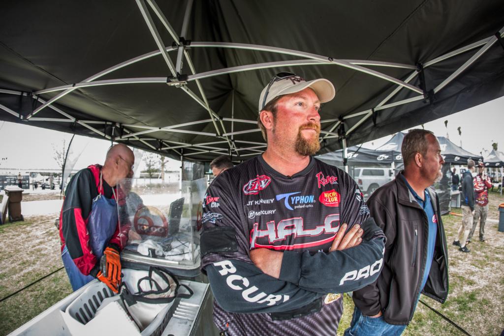 Image for Kenney Retains Lead At Walmart FLW Tour Opener On Lake Toho Presented By Mercury