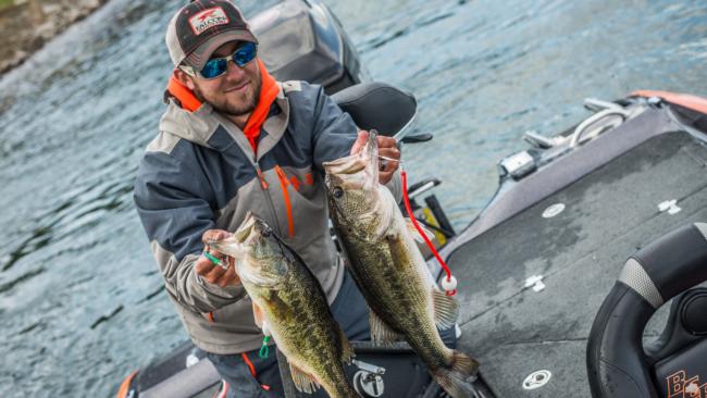 Zack Birge weighs 17-14 on day two of the Walmart FLW Tour on Smith Lake to take the lead.