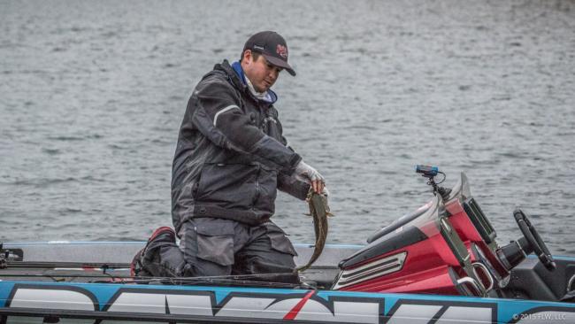 Cody Meyer gets an early limit within stones throw of takeoff on the final day of the Walmart FLW Tour on Beaver Lake. He started there yesterday and again today, looks like he is going to live or die there.