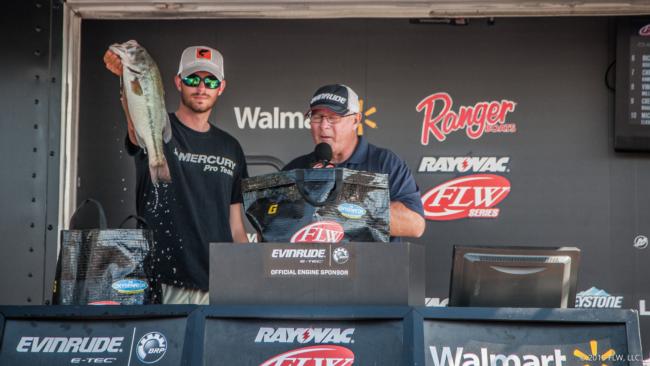 Seth Davis made the top 10 in the very first Rayovac FLW Series event he fished. He caught a total of 56-14 to finish ninth. 