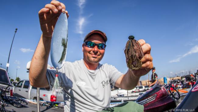 Chris Martinkovic dragged a 3/4-ounce green pumpkin football jig that was made at Fisherman's Headquarters in Dayton, Ohio. He rigged it with a matching Strike King Rage Craw trailer. Martinkovic also used a 5/8-ounce Hog Farmer Big Buck hair jig, a 7-inch Basstrix Paddle Tail Swimbait and the Nichols Lures Magnum Spoon. 