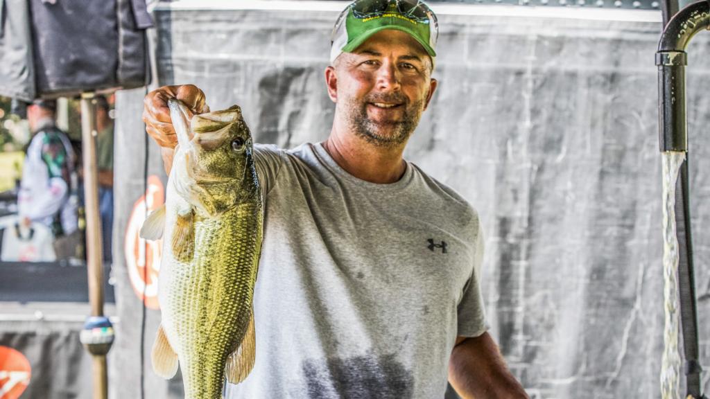 Connell bags 22 pounds of Lake St. Clair smallmouth to post Day 2 lead -  Major League Fishing