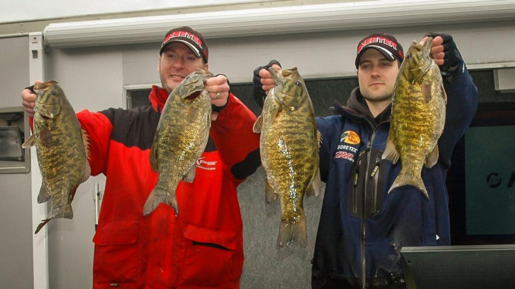 How to Catch Big Fall Smallmouths - Major League Fishing