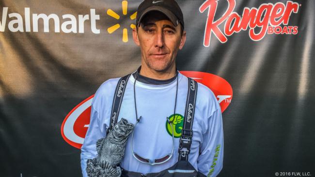 Co-angler Rodney Tapp of North Augusta, S.C., won the Feb. 13 South Carolina Division event on Lake Murray with an 18-pound, 2-ounce limit and claimed a $1,700 payday.