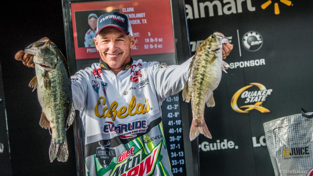 Image for Wendlandt Takes Lead on Day Three of Walmart FLW Tour on Lake Hartwell Presented By Evinrude