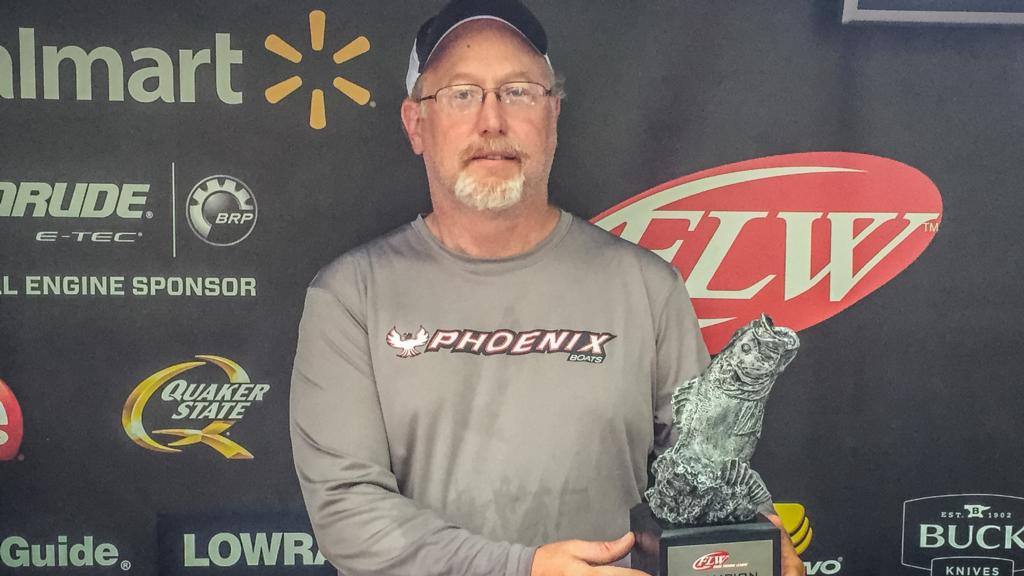 Image for Fayetteville’s Mooneyham Wins FLW Bass Fishing League Piedmont Division Event on Lake Gaston Presented By Power-Pole