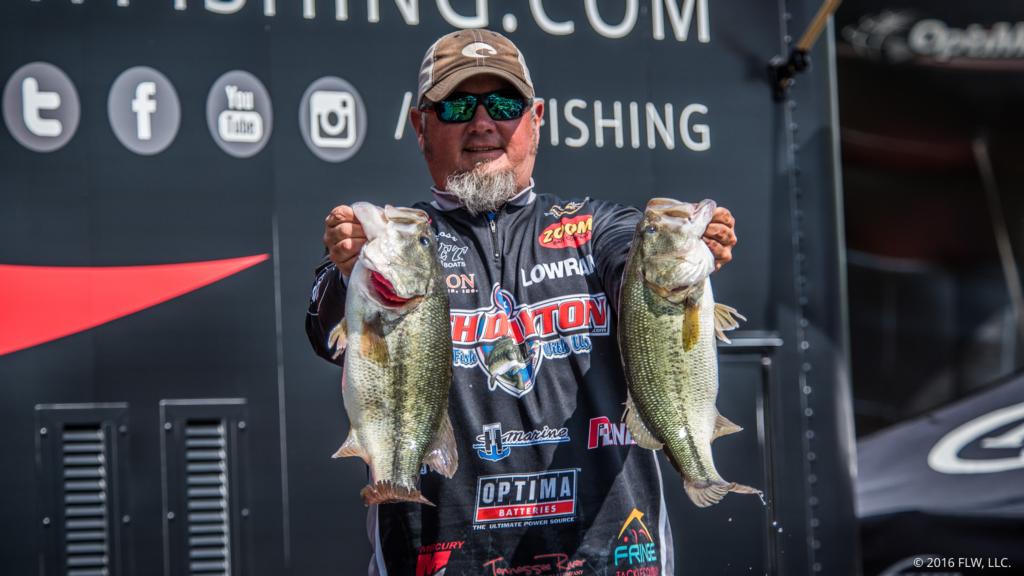 Image for Gross Extends Lead at Walmart FLW Tour on Pickwick Lake presented by Quaker State