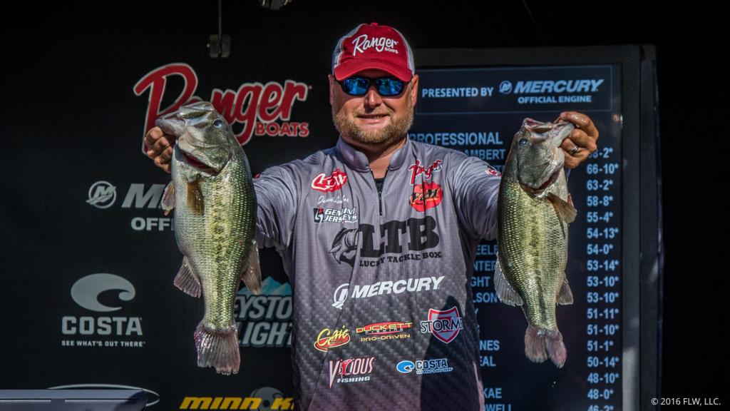 Image for Tennessee’s Lambert takes lead at Walmart FLW Tour on Kentucky Lake presented by Mercury Marine