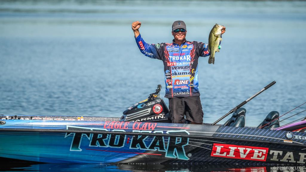 Image for Florida’s Martin Extends Lead on Day Two of the Walmart FLW Tour on Lake Champlain Presented by General Tire