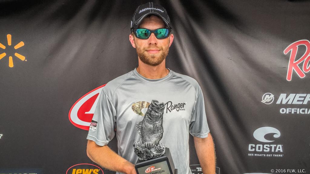 Image for Illinois’ Ohms Wins FLW Bass Fishing League LBL Division Event on Kentucky Lake Presented By Power-Pole