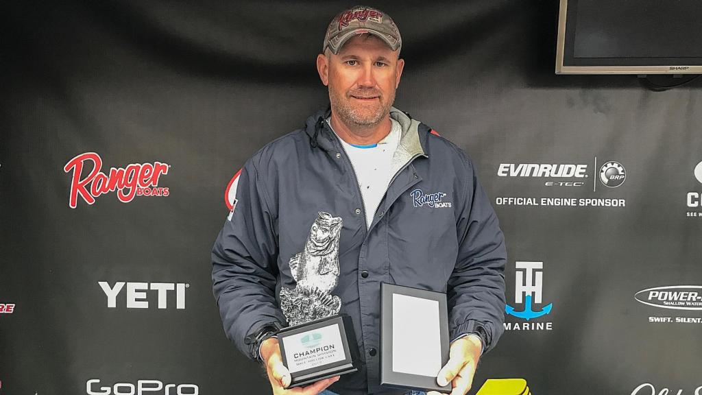 Image for Reagan Wins T-H Marine FLW Bass Fishing League Mountain Division Opener on Dale Hollow Lake Presented by Navionics