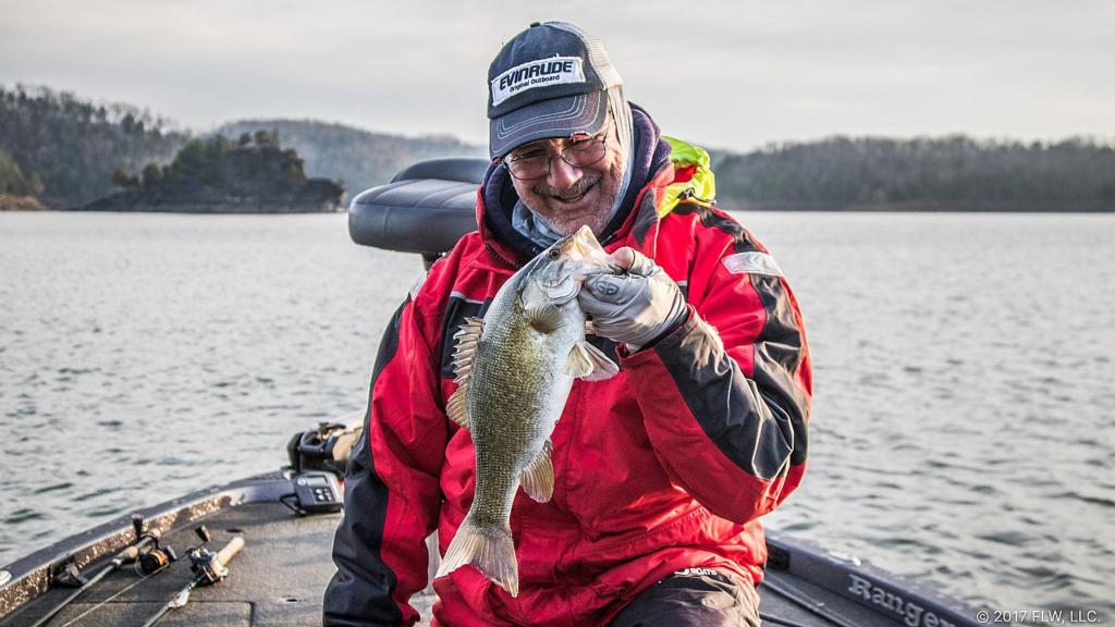Elam Gets the Most Out of Clear-Water Bass Fisheries in the Winter