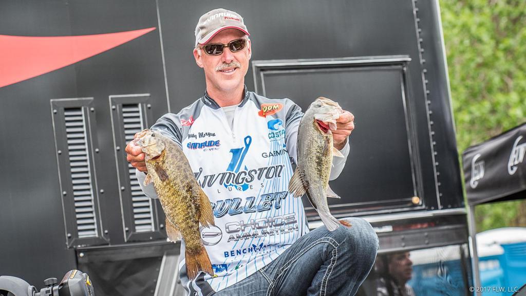 Image for Morgan Grabs Lead After Day Two of FLW Tour On Mississippi River presented by Evinrude