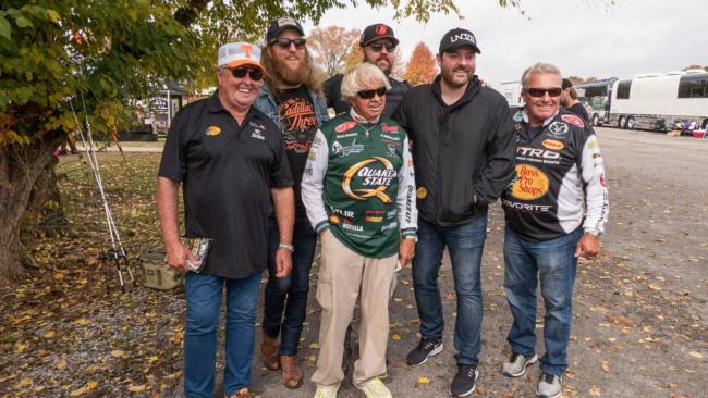 Th3 Legends with Chris Young and Brothers Osborne (photo by Jeff Hawkins, courtesy of TJ Martell Foundation)