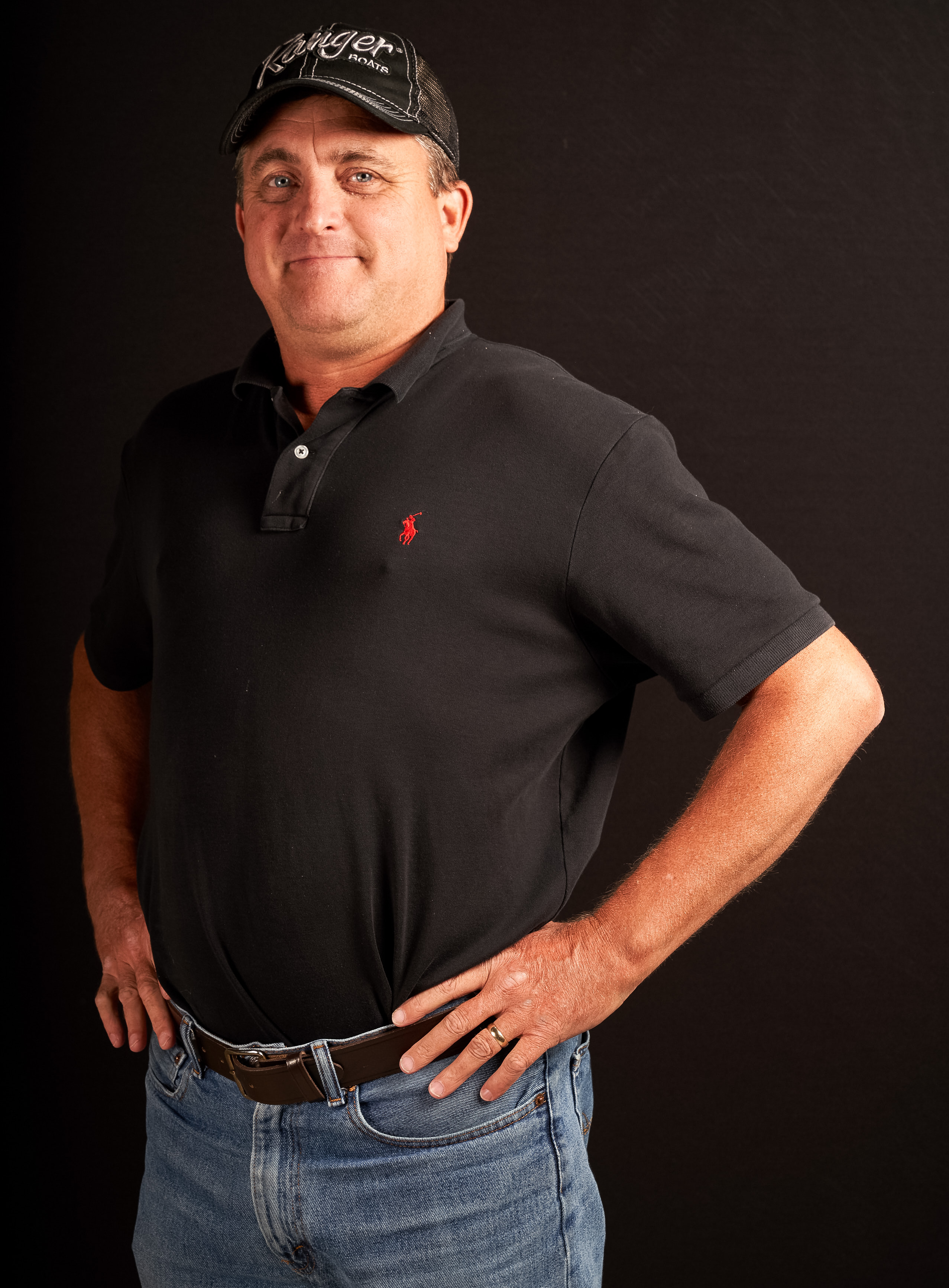 MLF Jonathan Oakes Profile