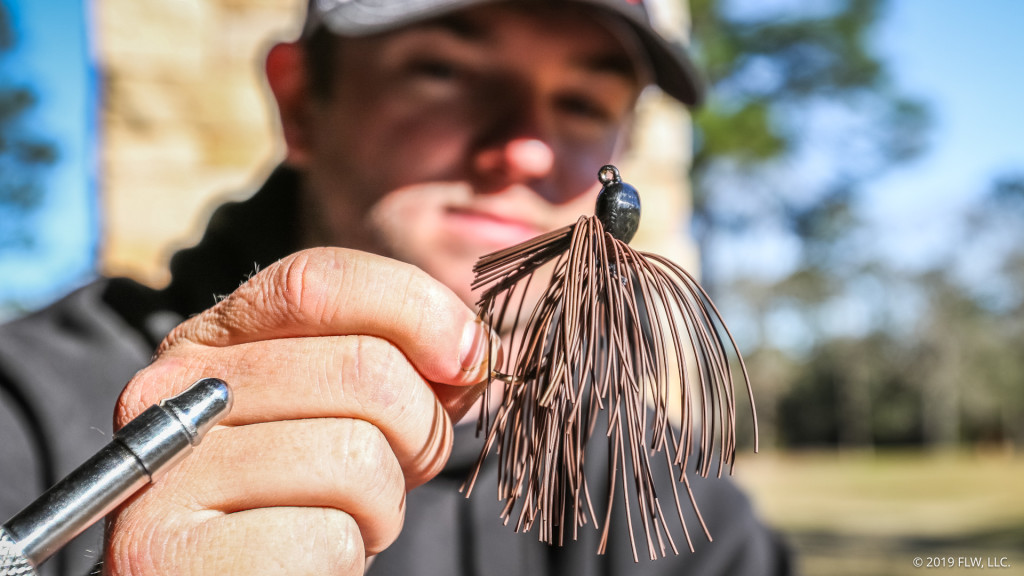 Image for Pro Tip: How Wes Logan Ties a Jig