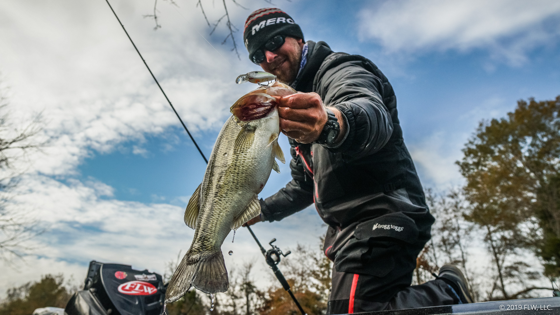 Why You Should Crank Current Breaks Now - Major League Fishing