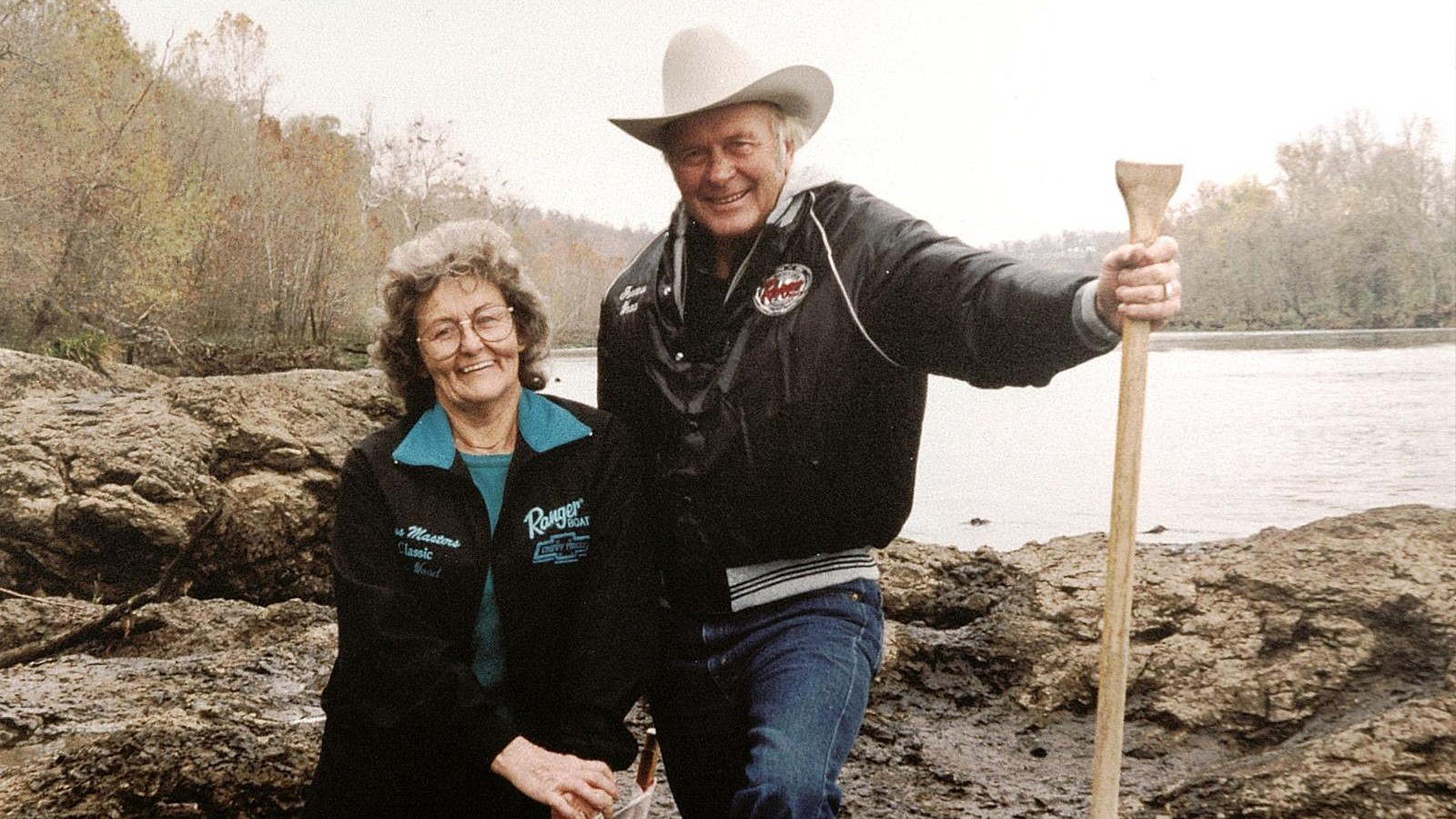 Medal pinned on Texas Ranger's chest 45 years after he left