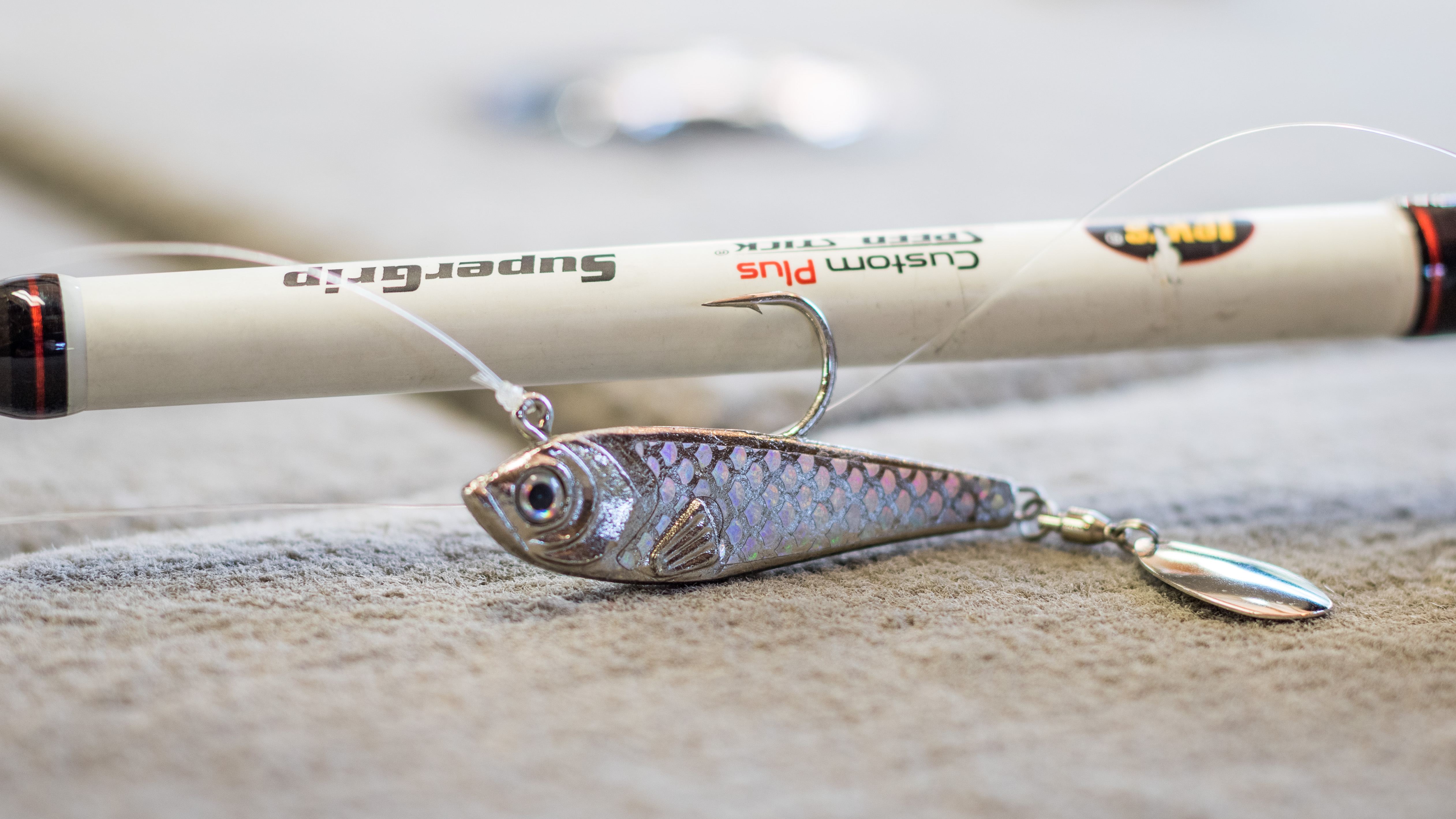 Review: Lew's Custom Speed Stick Lite - Major League Fishing