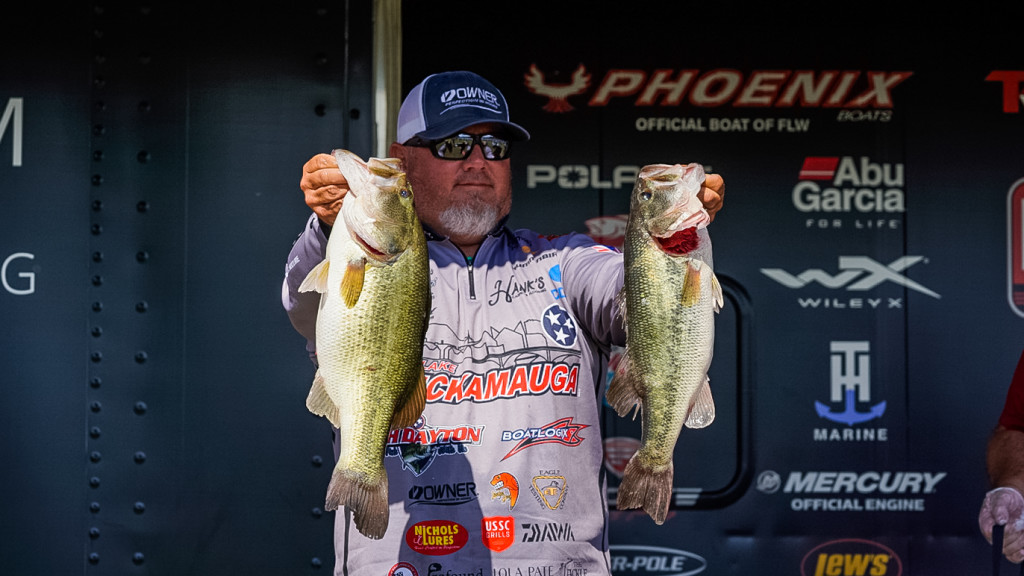 Image for Buddy Blasts 24-1 on Pickwick
