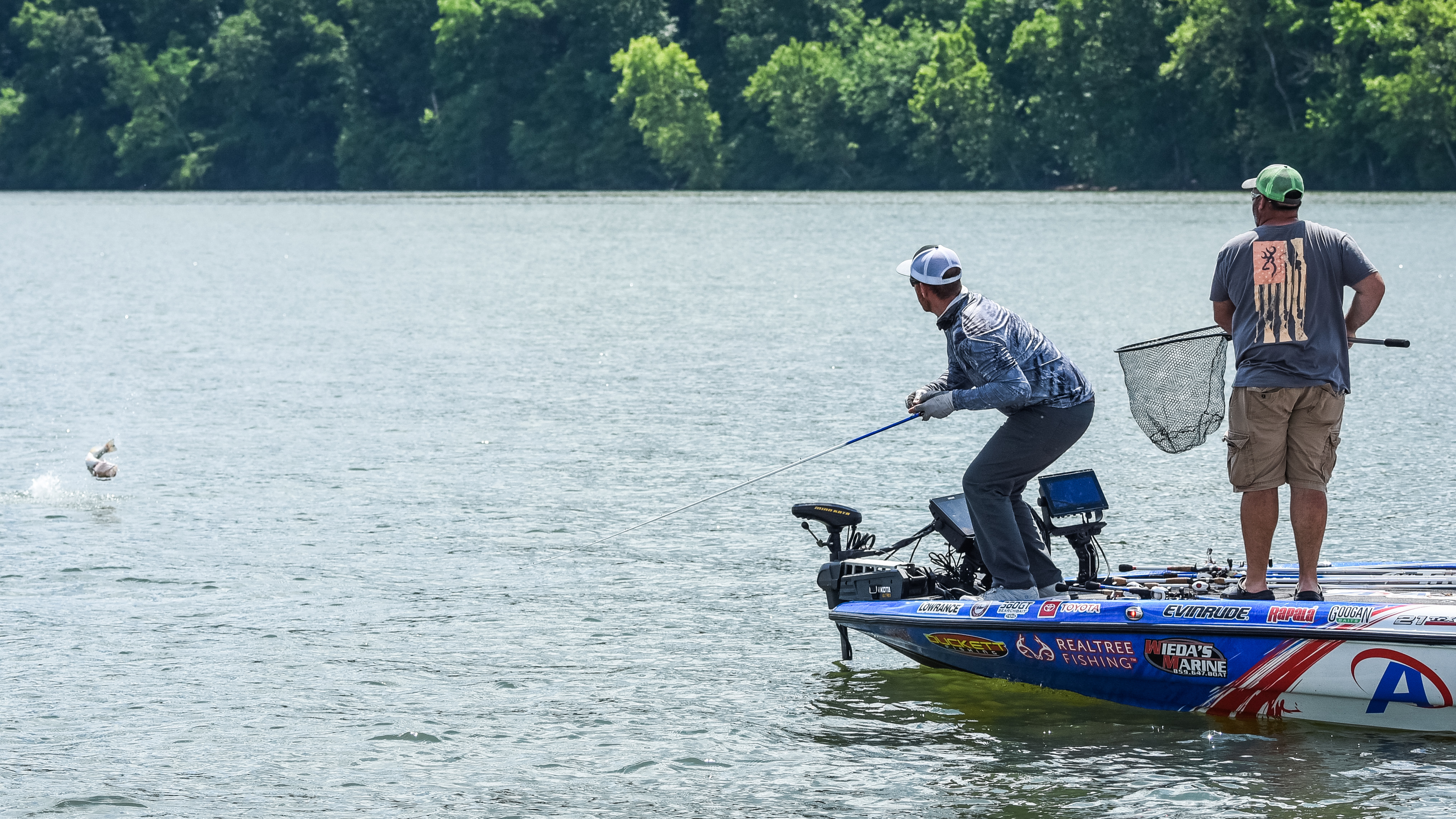 Pickwick Midday Update – Day 2 - Major League Fishing