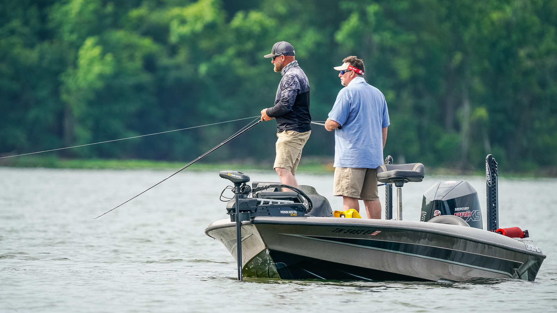 Fishing a Swing Head Jig with Elite Series Pro Josh Stracner