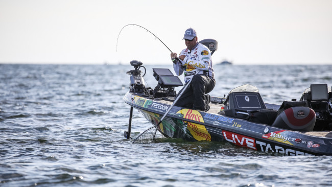 Bobby Lane - My new Signature Abu Garcia Vengeance Pro