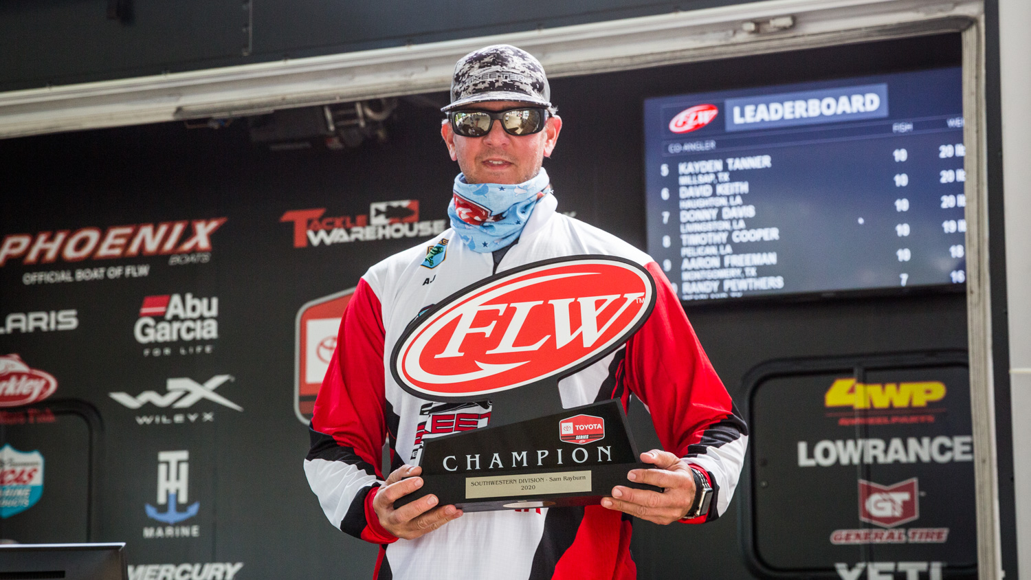 Johnson Wins Toyota Series Event on Sam Rayburn - Major League Fishing